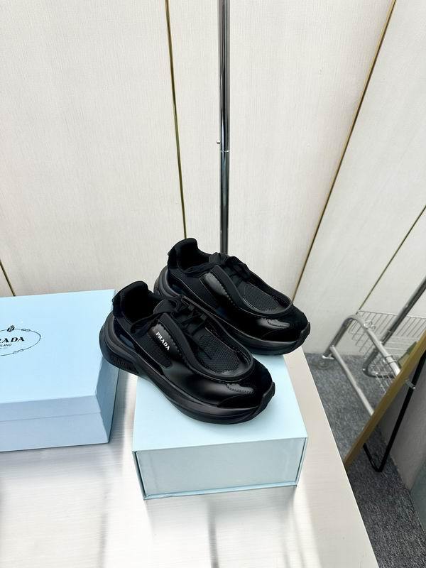 Prada Men's Shoes 686